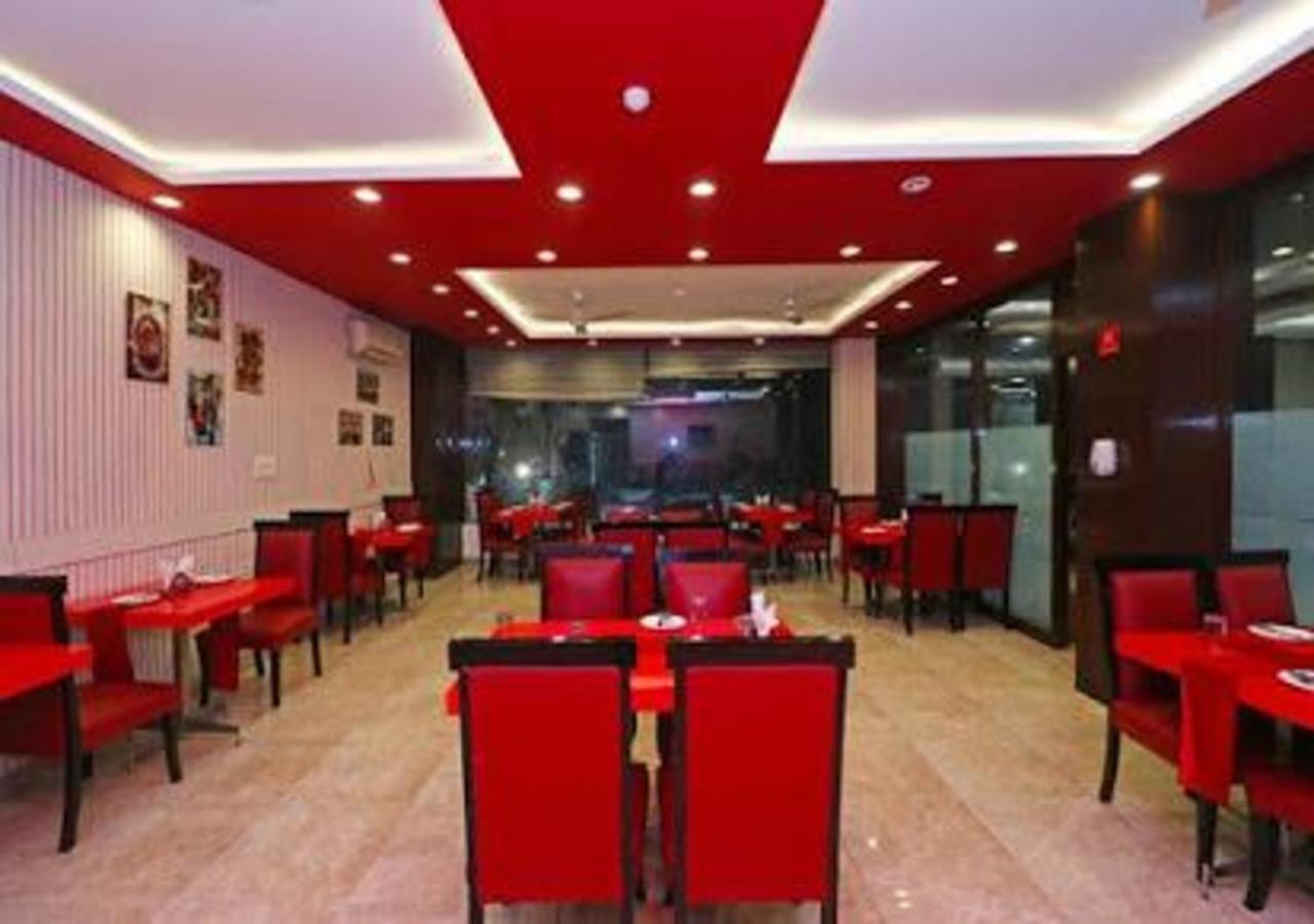 Hotel Loto - Sector 66 Noida Exteriör bild